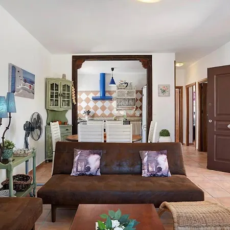 Ebano Apartment *